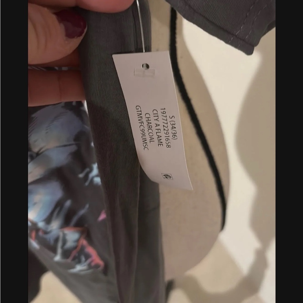 NWT venom small t shirt stretchy 1273 - Picture 4 of 5